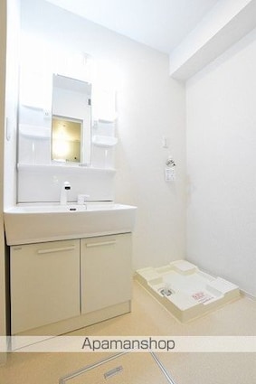 クレセントＤ[1LDK/44.97m2]の洗面所