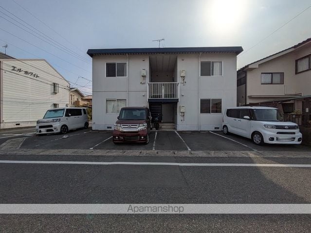 プレジール小﨑の外観写真