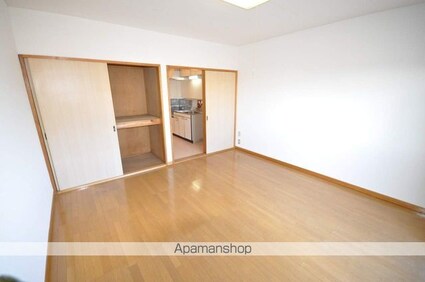 ヒルサイドアザレア[1K/24.79m2]の収納