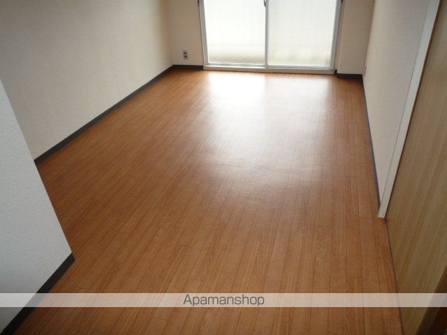 ビワフラッツ平津の内装写真