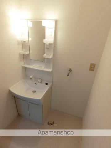 URBIS高円寺の内装写真