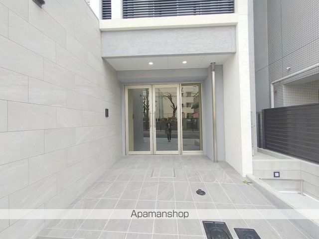 アーバネックス南新町の玄関写真