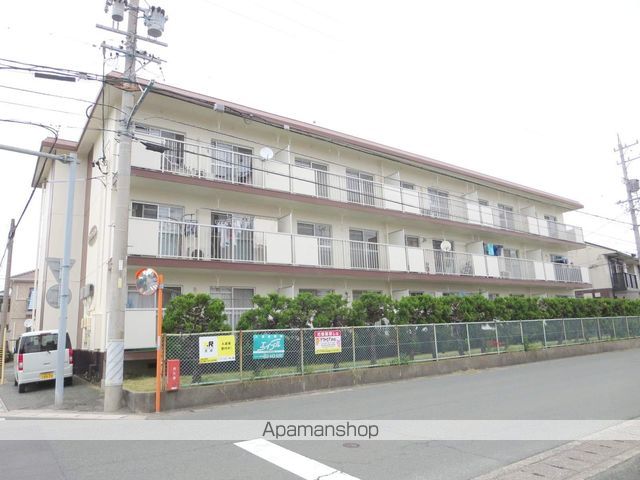 マンション110の外観写真