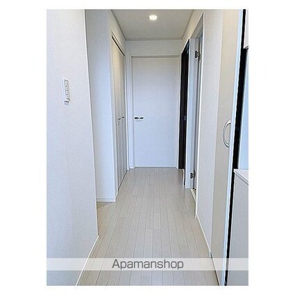 Ｄ’ｓＶＡＲＩＥ上池台レジデンス[3LDK/72m2]の玄関