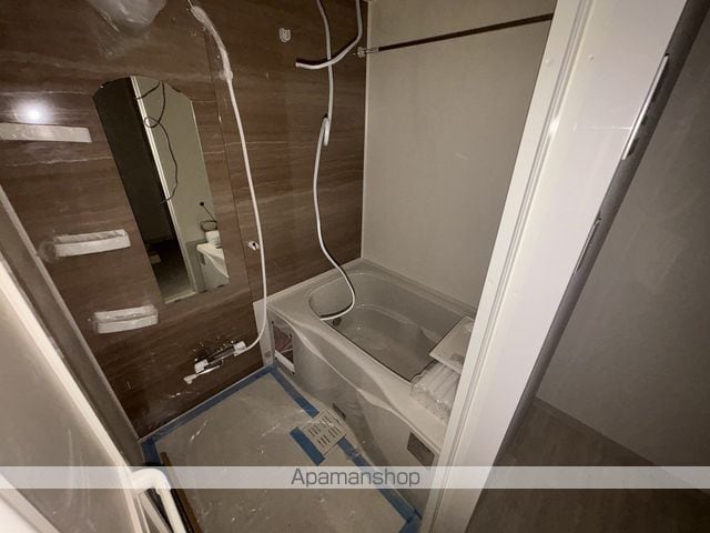 MON665の内装写真