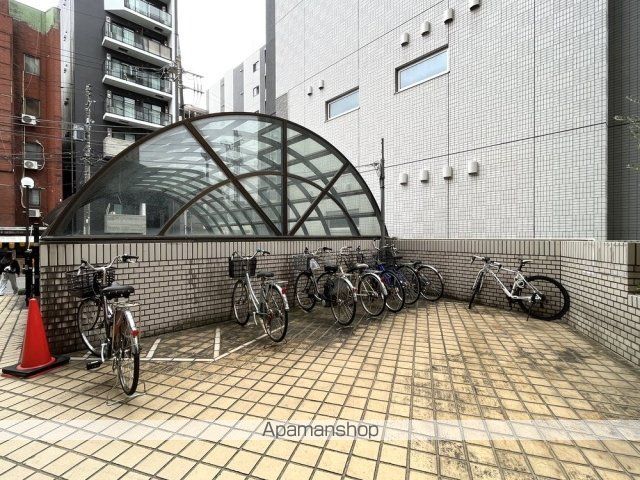 アカデミー・グローリア初穂町田合同ビルの外観写真