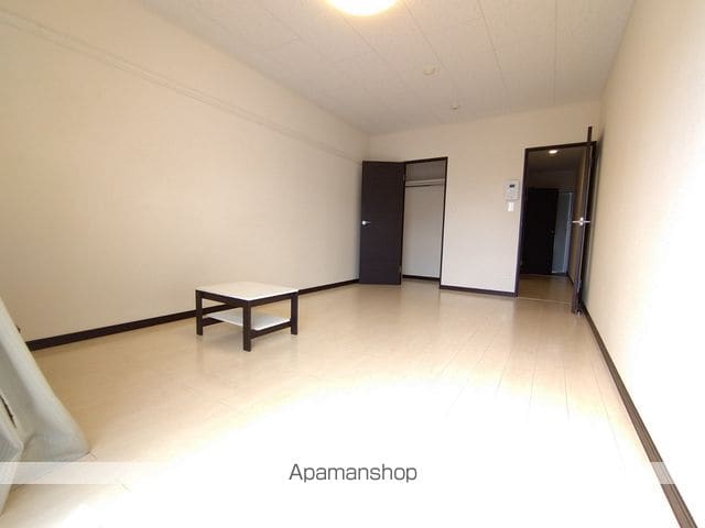 レオネクスト新城の内装写真