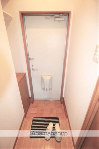 SURPLUS女神の内装写真
