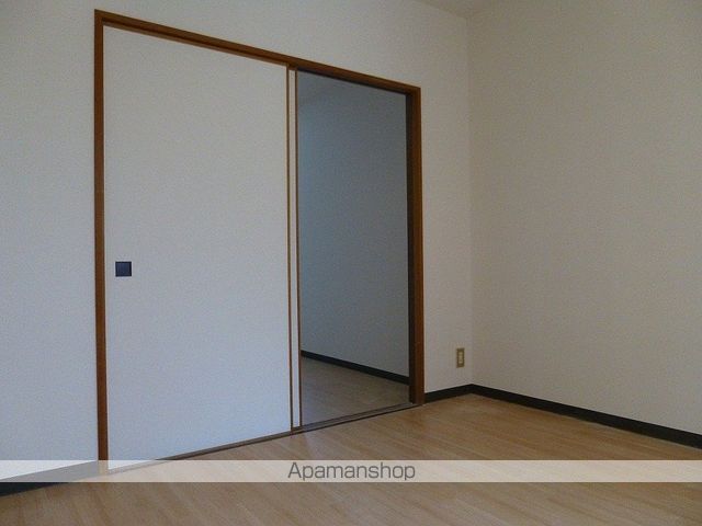 ルーベデンス筒井の内装写真