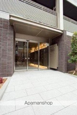 IーSUITE HIGASHINAKANOの玄関写真