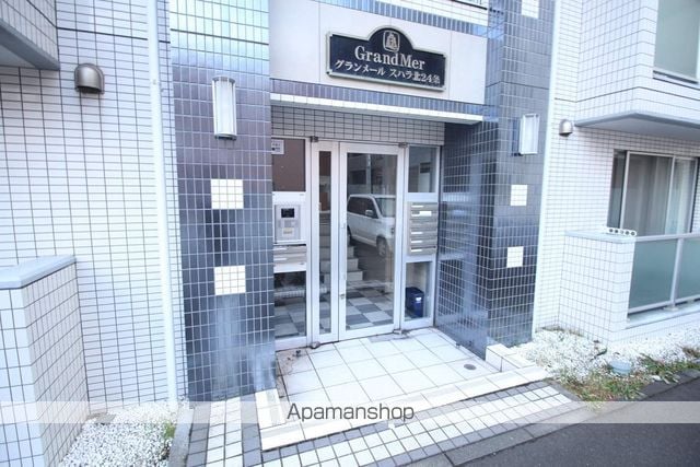 グランメールスハラ北24条の玄関写真