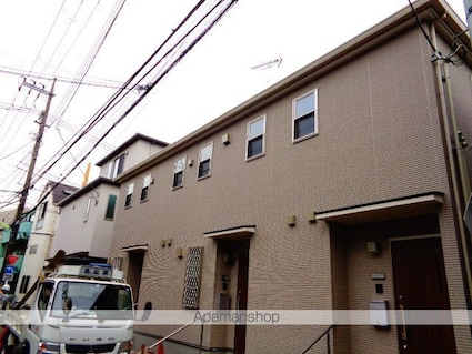 Ｗｅｓｔ　Ｈｏｕｓｅ[2LDK/65.52m2]のエントランス2