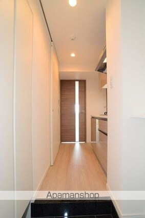 ステージグランデ新中野アジールコート[1K/25.52m2]の玄関