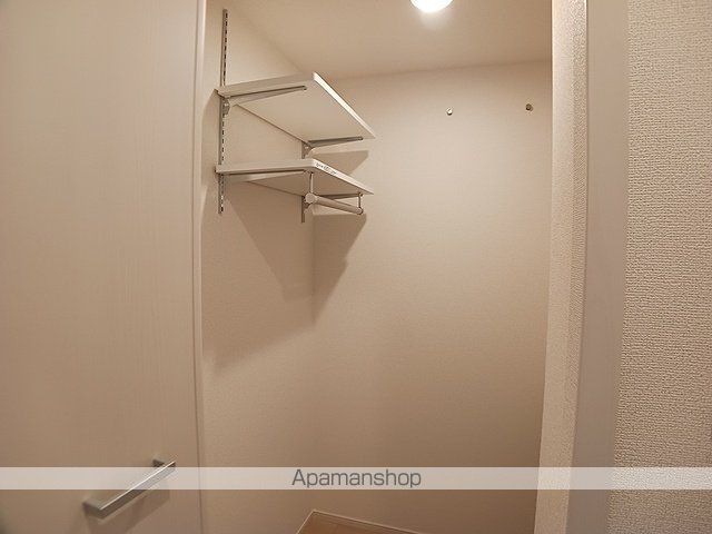ヴェルディアーレ IIの内装写真
