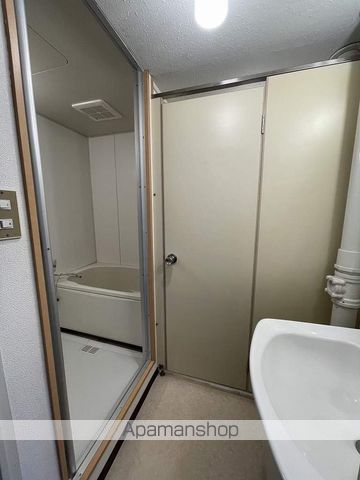 ヤマタケビルの内装写真