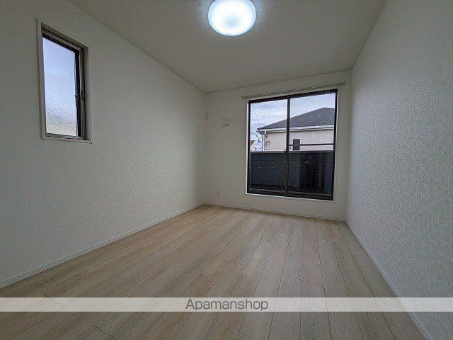 静岡市葵区 2階建 築3年の内装写真
