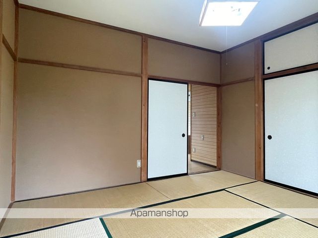浜松市中央区 2階建 築69年の内装写真