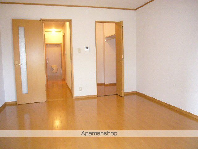 コンフォール武庫の内装写真