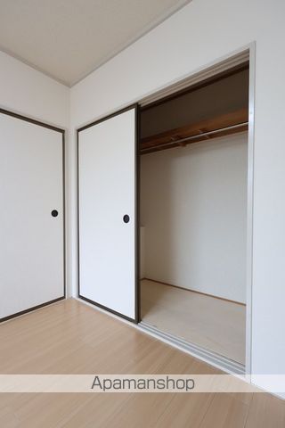 シャンポール芳泉D棟の内装写真