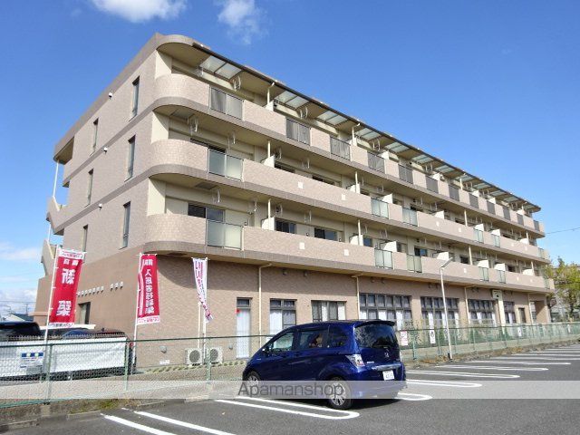 ラ ヴィ カルムの外観写真