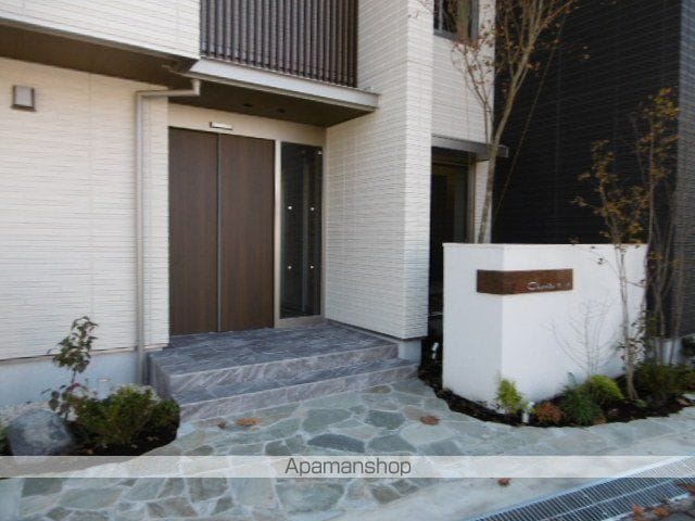 シャリテ堀川小泉の外観写真