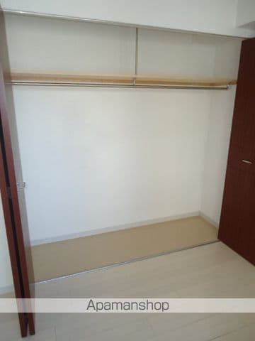 クラッセ近代美術館北の内装写真