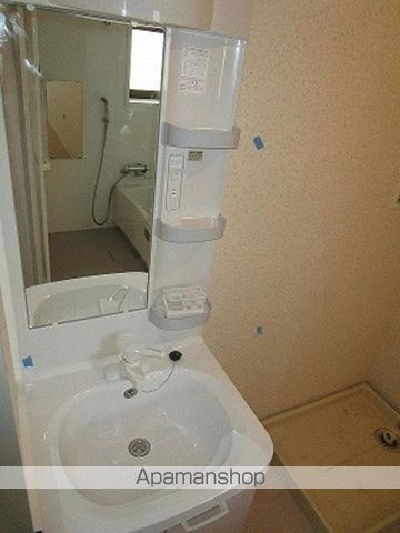 木通歯科ビルの内装写真