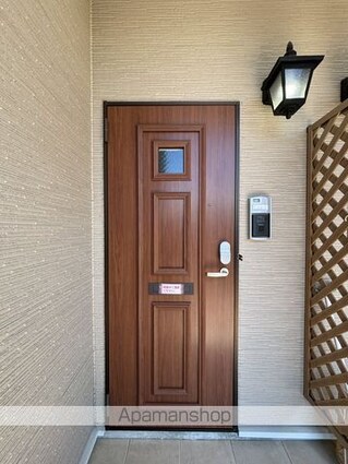 Ｉ・Ｍ　Ｂｒｉｌｌｅｒ[2DK/44.75m2]の玄関