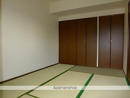 広島県広島市安佐南区緑井５丁目[2LDK/67.6m2]の内装2