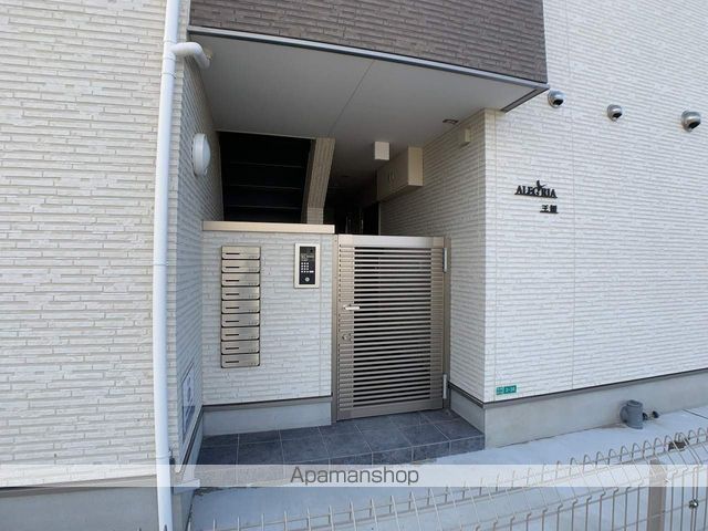 ALEGRIA三国の玄関写真