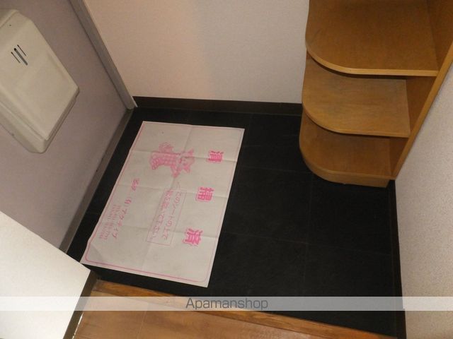 FROM A.の内装写真