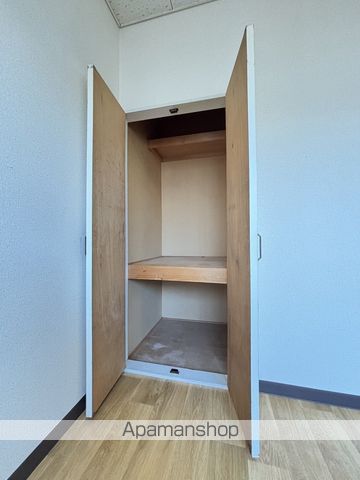 ピアパレス白鳥の内装写真