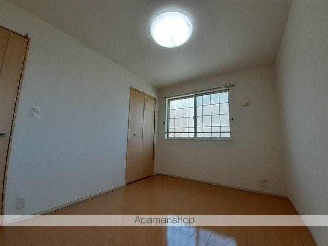 モデルノ エイトの内装写真