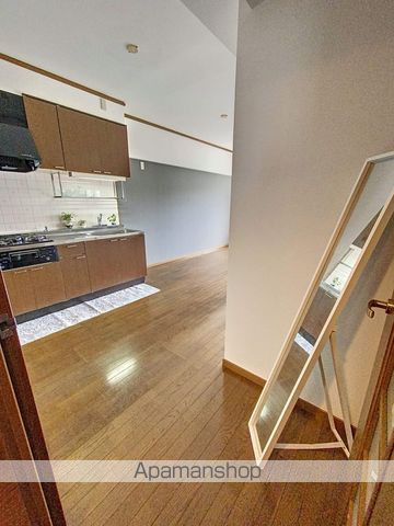 メリヤス岡場の内装写真