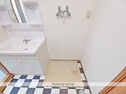 ハイツ土屋[3DK/60.75m2]の共用部1