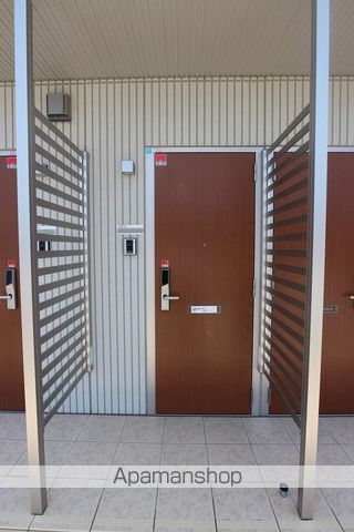 ブラン惣利の玄関写真