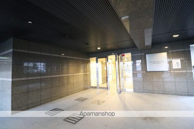 CBレジデンス行徳の玄関写真