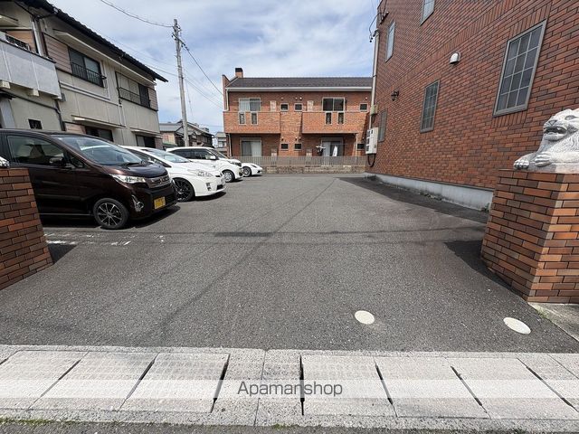 エスポア ナルカワの外観写真