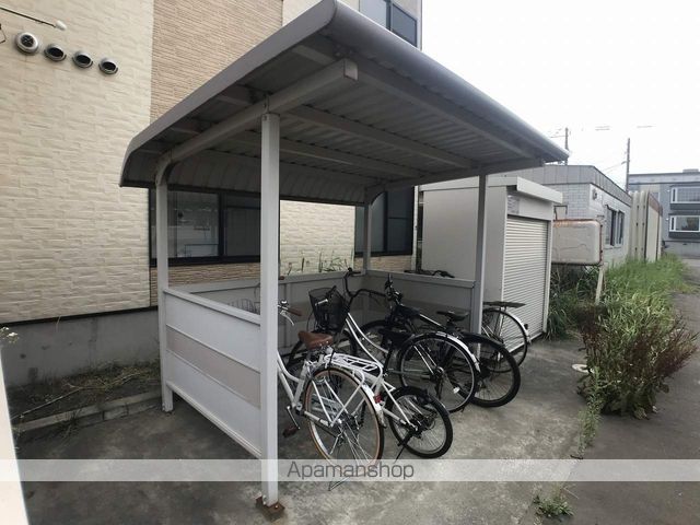 レオパレス星置の玄関写真