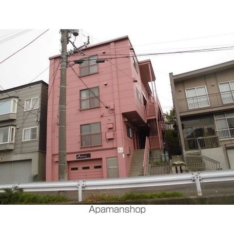 A Courtの外観写真