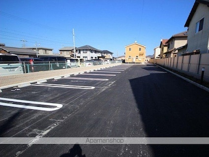 グレイスフル　シャンティ[2DK/50.33m2]の駐車場1