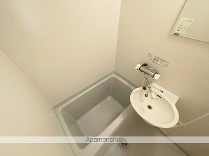 レオパレスコテナン阿見中央[1K/23.18m2]のバス