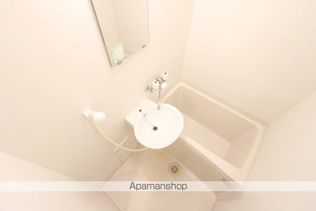 レオパレスヒカリの内装写真