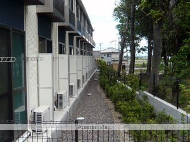 レオネクストゼンの玄関写真
