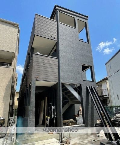 EVERA大倉山の外観写真