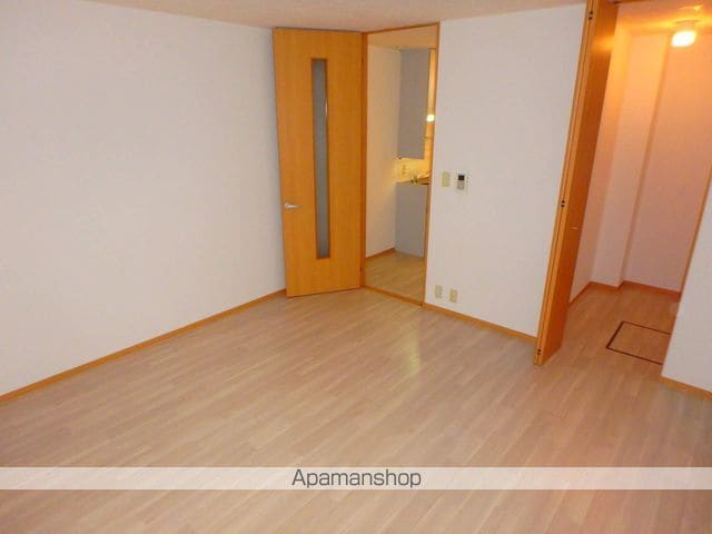 ヴェルデパエーゼの内装写真