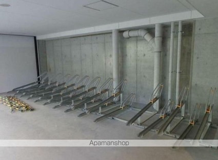 パークハビオ門前仲町[1DK/31.29m2]の駐車場