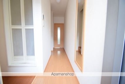 レオパレス玉川[2DK/49.2m2]の玄関