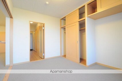 レオパレス柳澤[1LDK/48.44m2]の収納