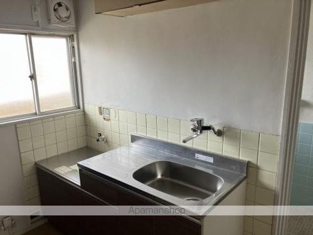 三角マンションの内装写真
